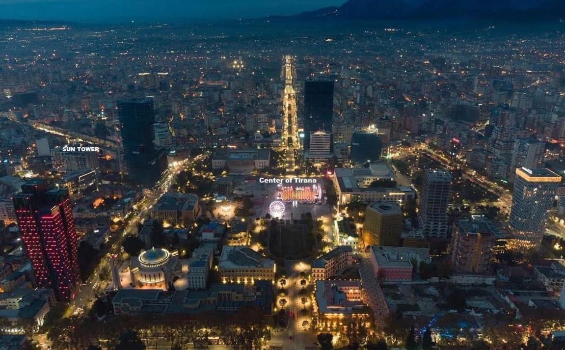 Sun Tower Luxury Suite-View From Of Tirana Center 외부 사진